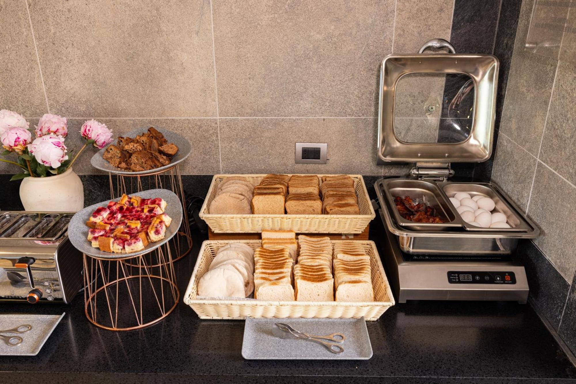 Express - By Ihg Hotel 4*